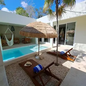 Kuxtah, Beautiful With Private Pool Villa Tulum